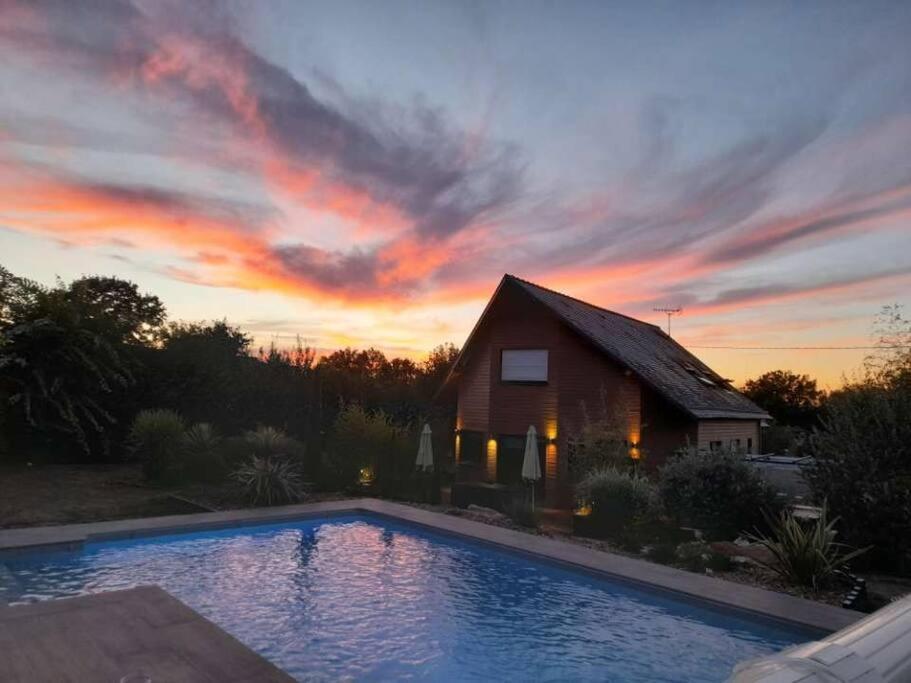 Chambre Dans Un Ecrin De Verdure Bed & Breakfast Angrie Bagian luar foto